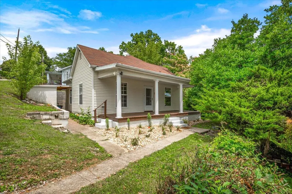 316 W 1st Street Corbin KY 40701