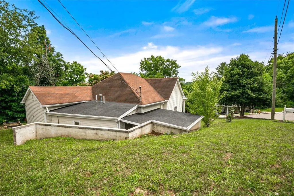 316 W 1st Street Corbin KY 40701