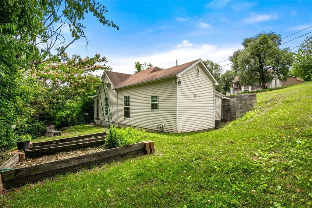 316 W 1st Street Corbin KY 40701