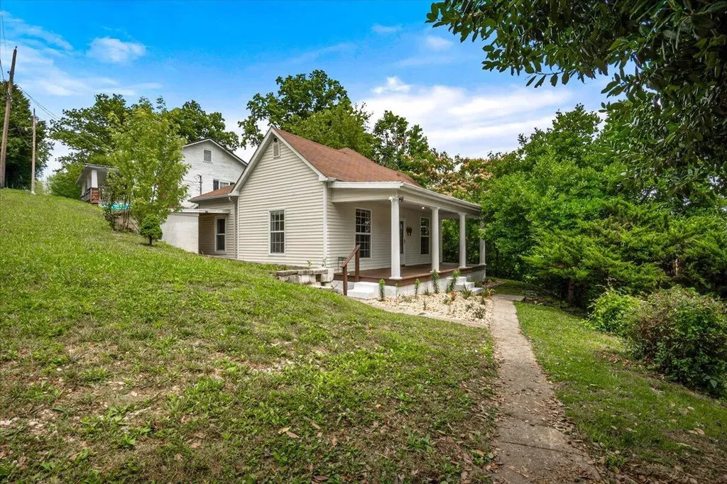316 W 1st Street Corbin KY 40701