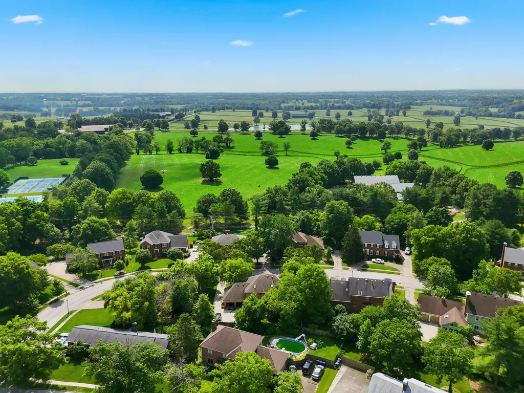2168 Broadhead Place Lexington KY 40515