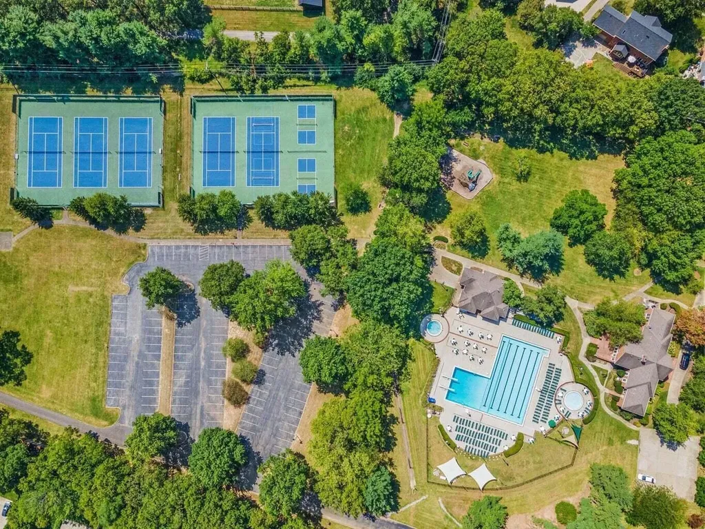 2168 Broadhead Place Lexington KY 40515