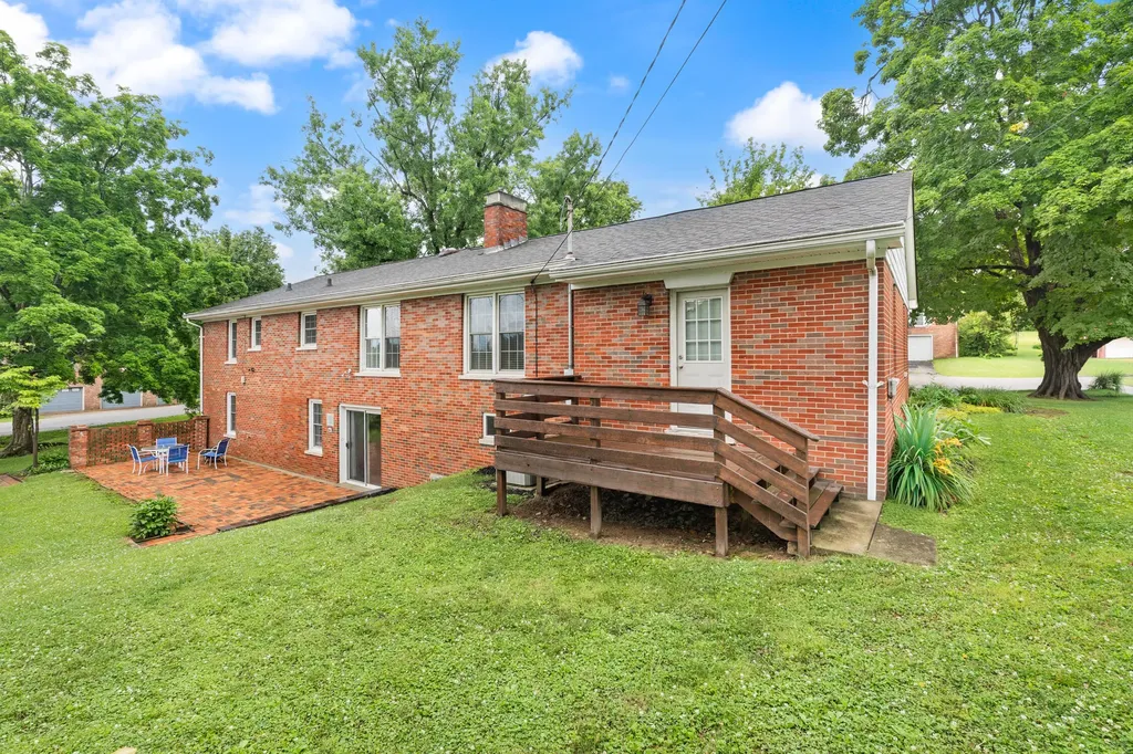 555 Tatato Trail Frankfort KY 40601