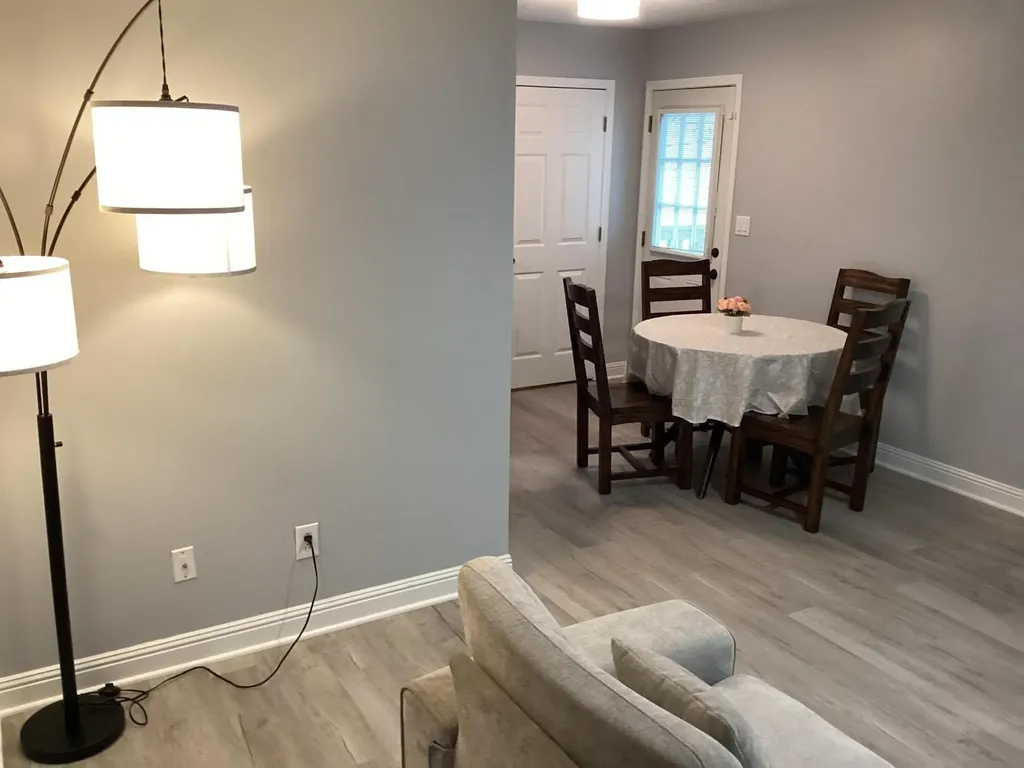 106 Jonathan Court Frankfort KY 40601