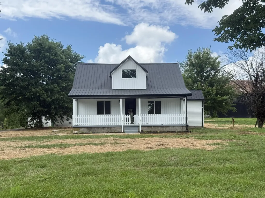 1777 Old Frankfort Road Lawrenceburg KY 40342