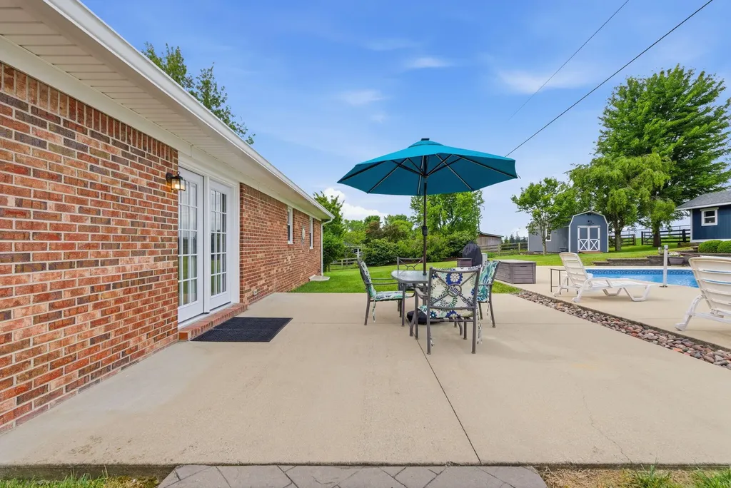 207 Augusta Drive Georgetown KY 40324