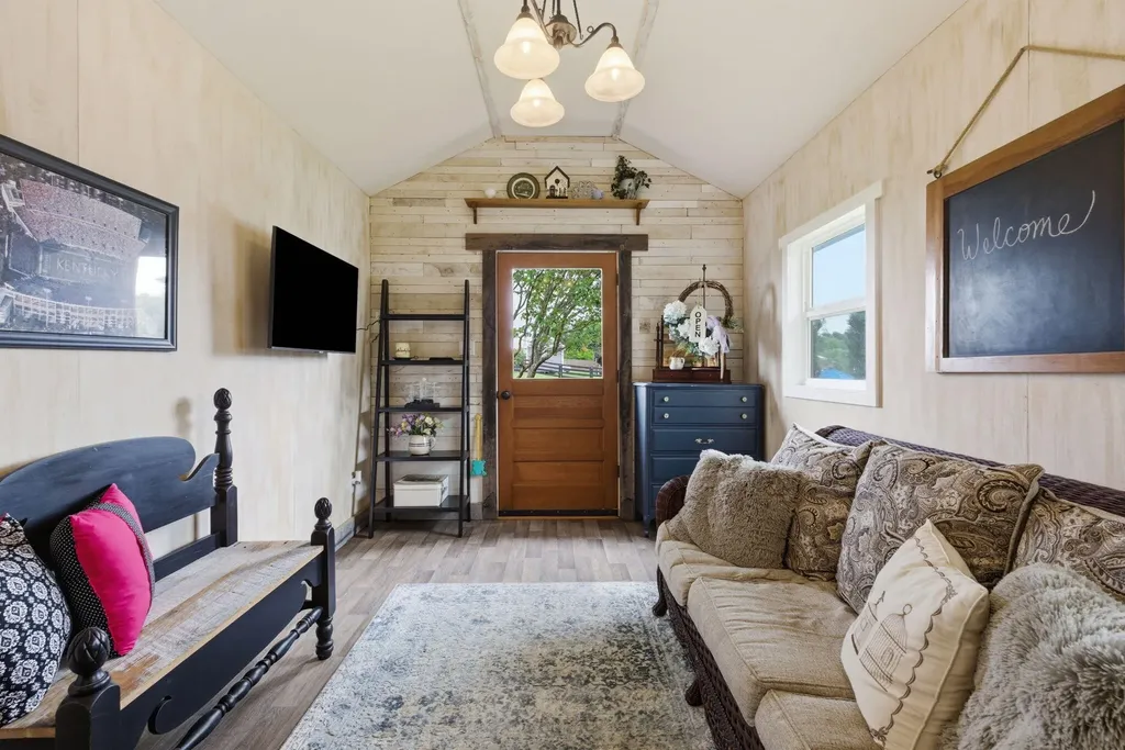 207 Augusta Drive Georgetown KY 40324