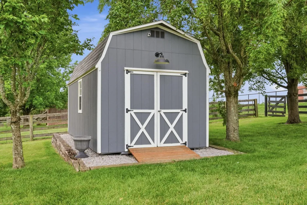 207 Augusta Drive Georgetown KY 40324