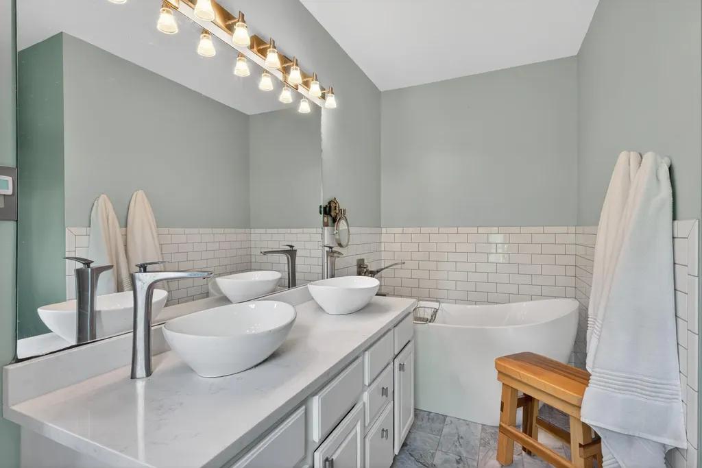 4193 Bridgemont Lane Lexington KY 40515