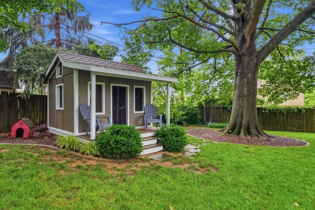 3825 Bay Meadows Court Lexington KY 40514