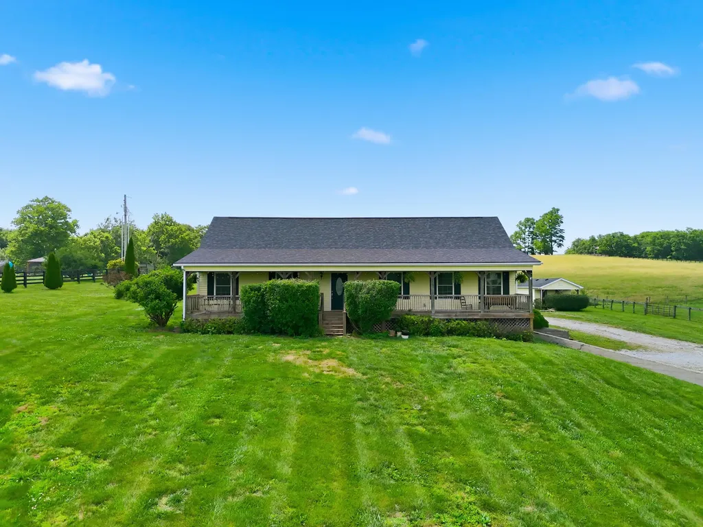 550 College Road Paris KY 40361