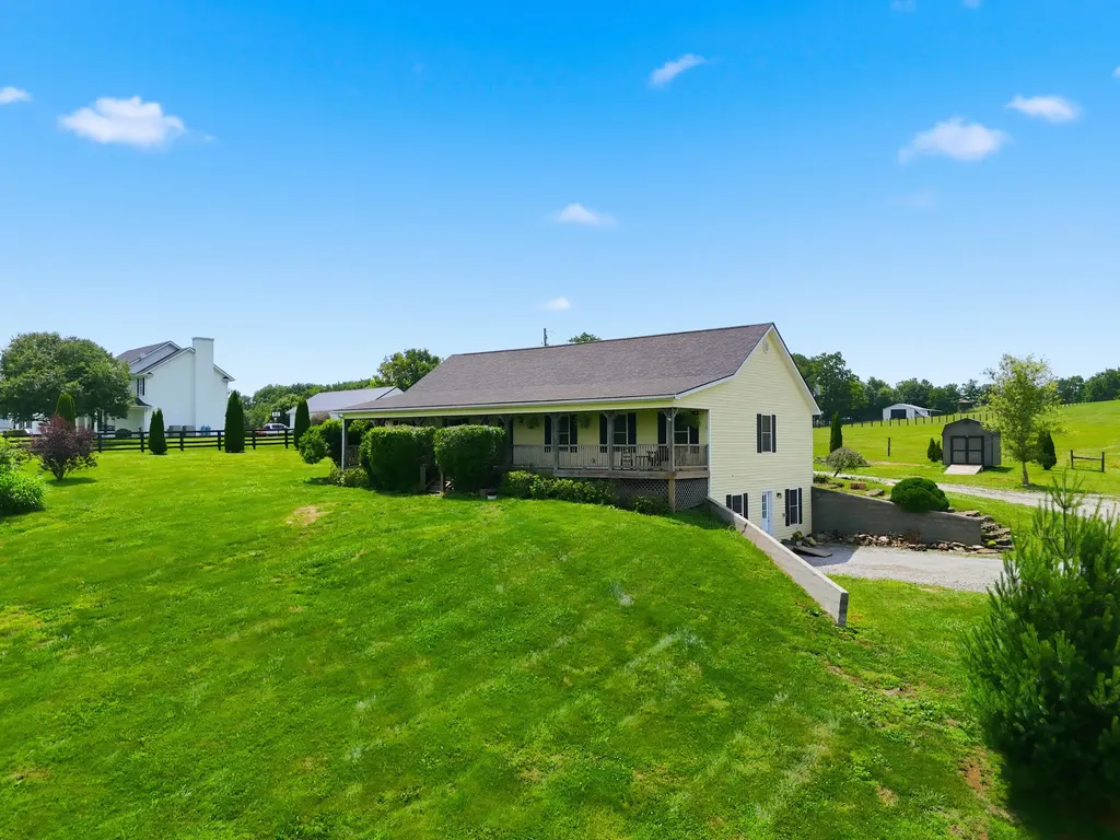 550 College Road Paris KY 40361
