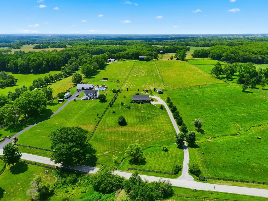 550 College Road Paris KY 40361