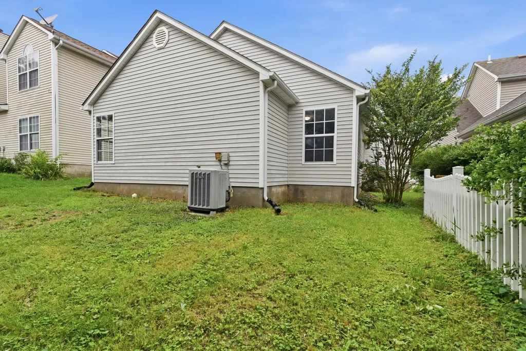 1132 Lantern Creek Court Lexington KY 40517