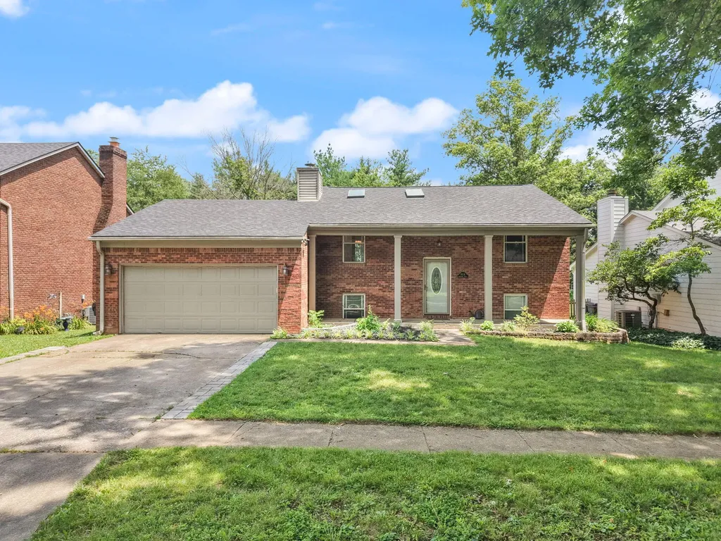 1824 Farmview Drive Lexington KY 40515