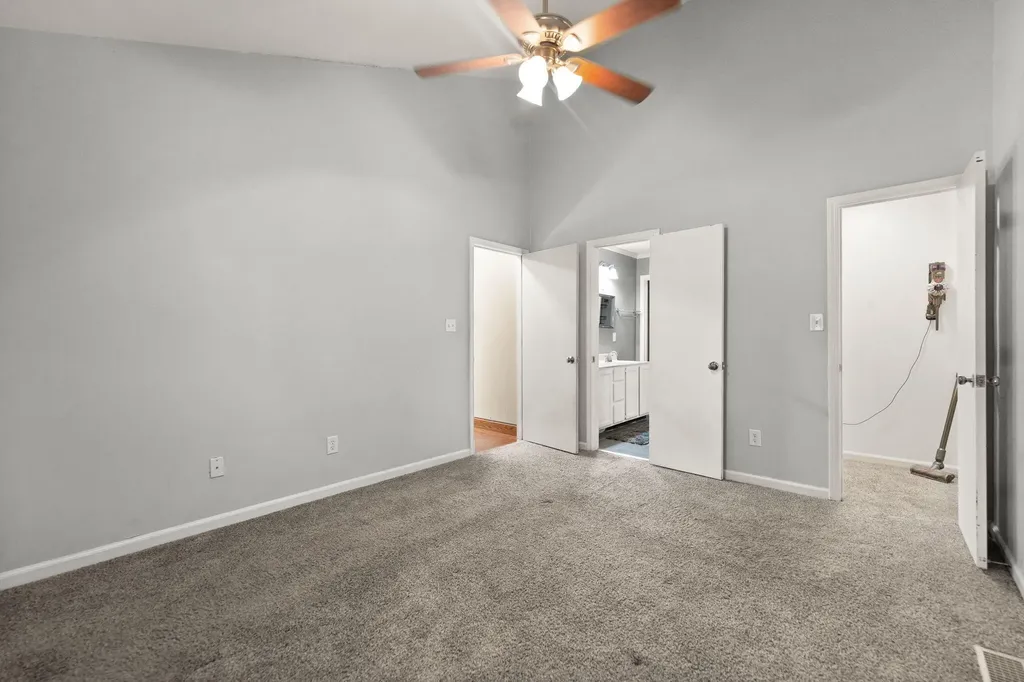 1824 Farmview Drive Lexington KY 40515
