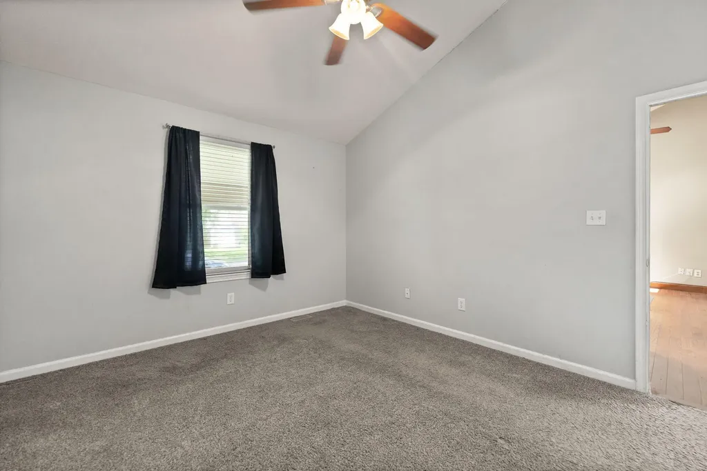 1824 Farmview Drive Lexington KY 40515