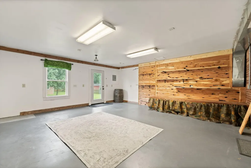 1824 Farmview Drive Lexington KY 40515