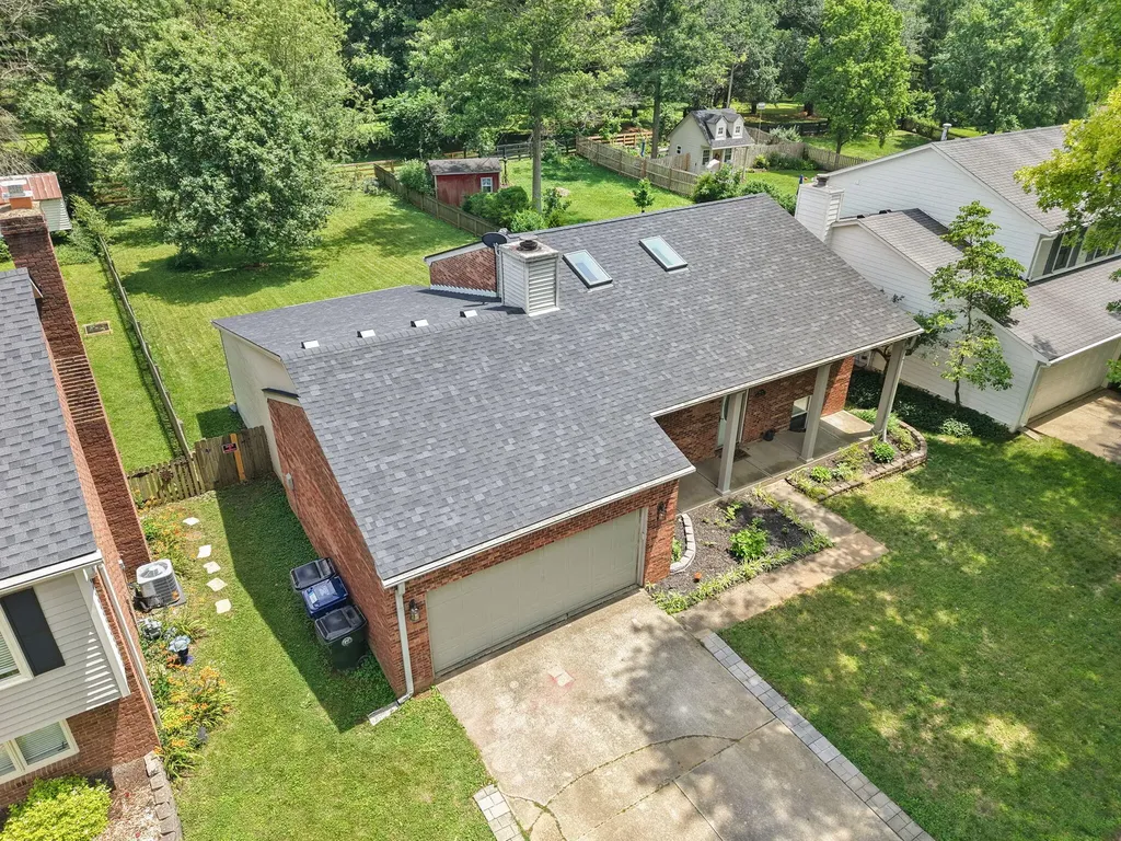 1824 Farmview Drive Lexington KY 40515