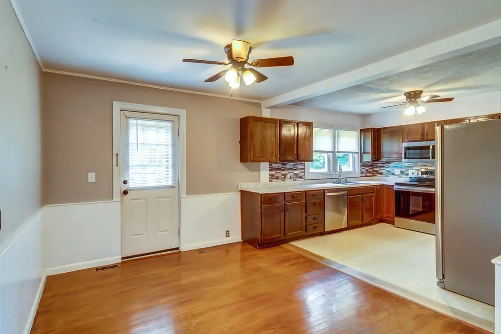 120 Windsor Drive Winchester KY 40391