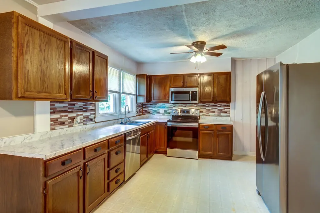 120 Windsor Drive Winchester KY 40391