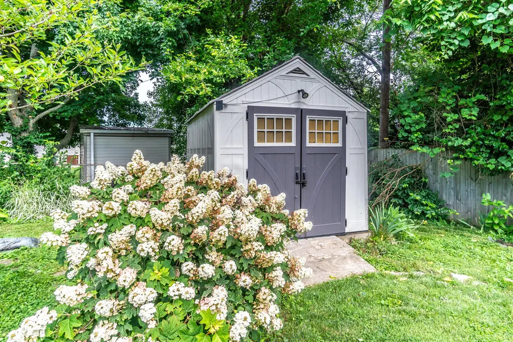 120 Windsor Drive Winchester KY 40391