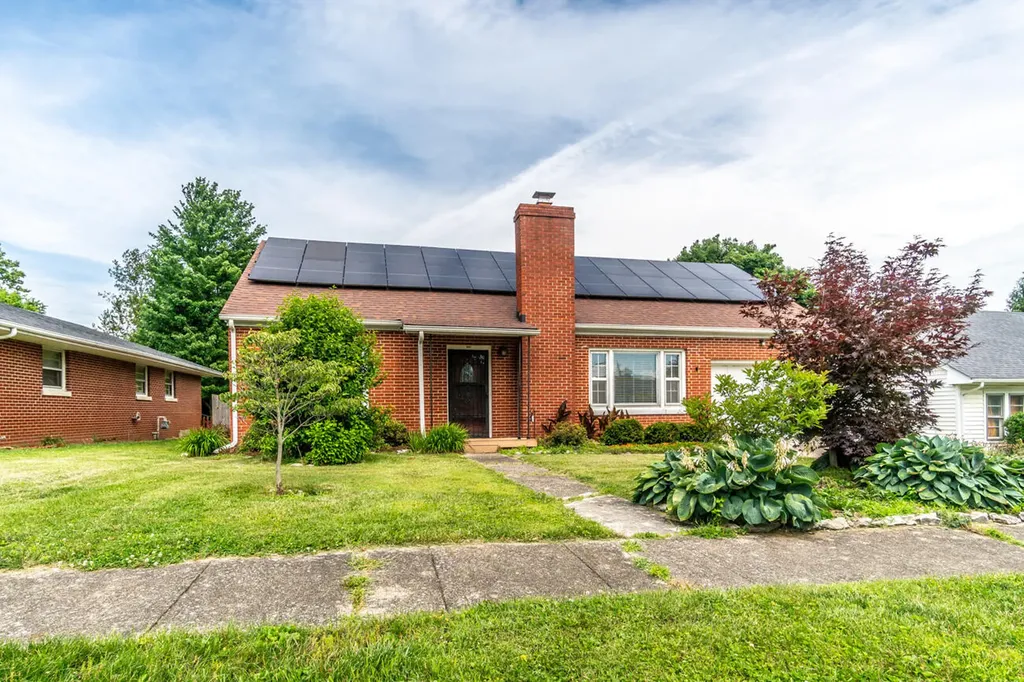 120 Windsor Drive Winchester KY 40391