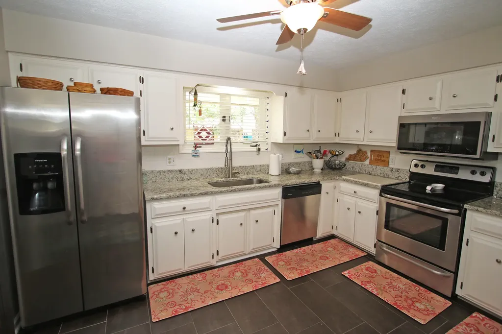 3475 Lyon Drive Lexington KY 40513