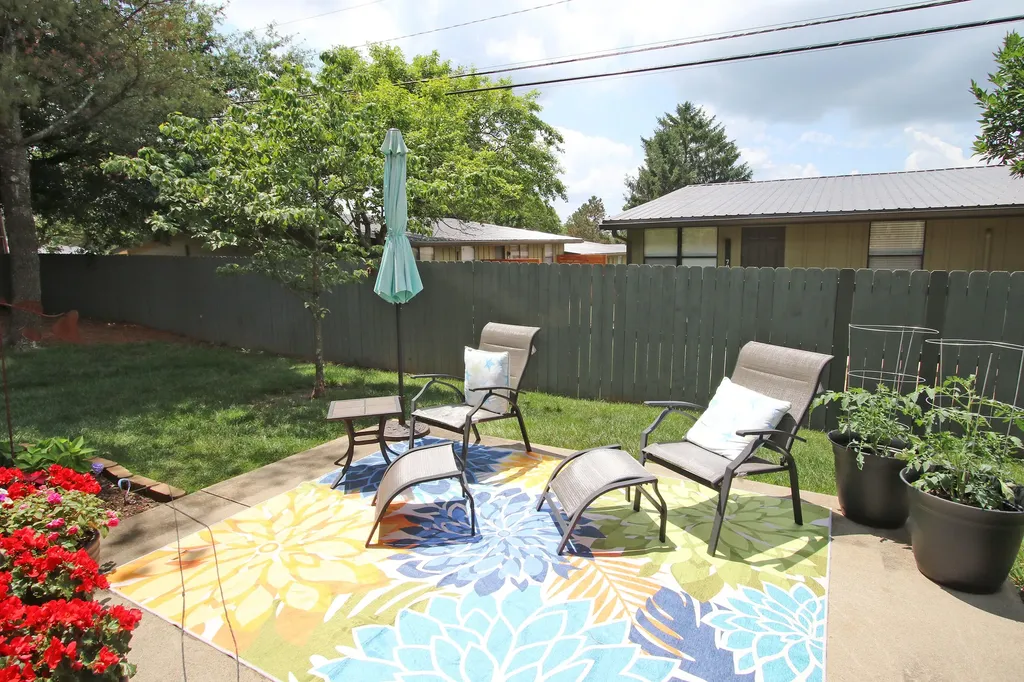 3475 Lyon Drive Lexington KY 40513