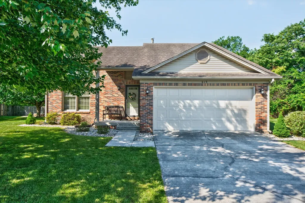 613 Applegrove Drive Nicholasville KY 40356
