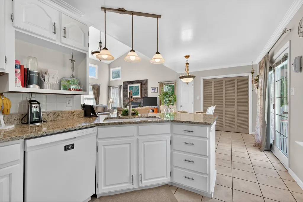 613 Applegrove Drive Nicholasville KY 40356