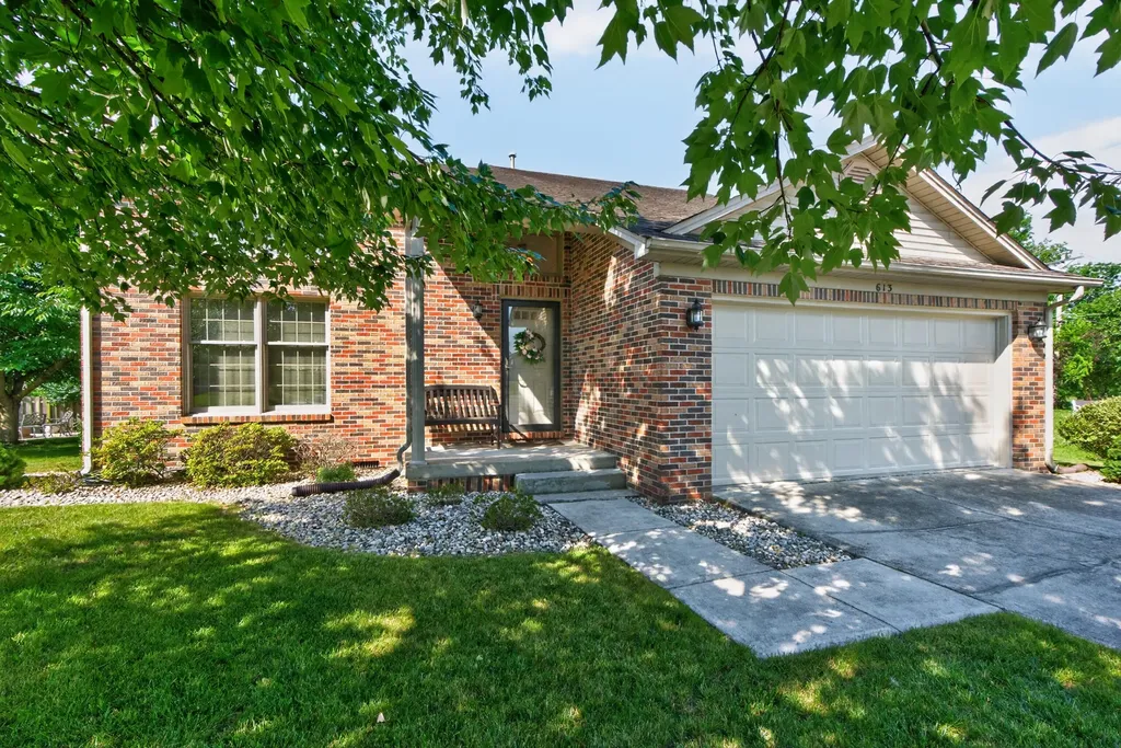 613 Applegrove Drive Nicholasville KY 40356