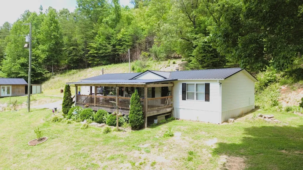 1041 State Highway 1809 Barbourville KY 40906