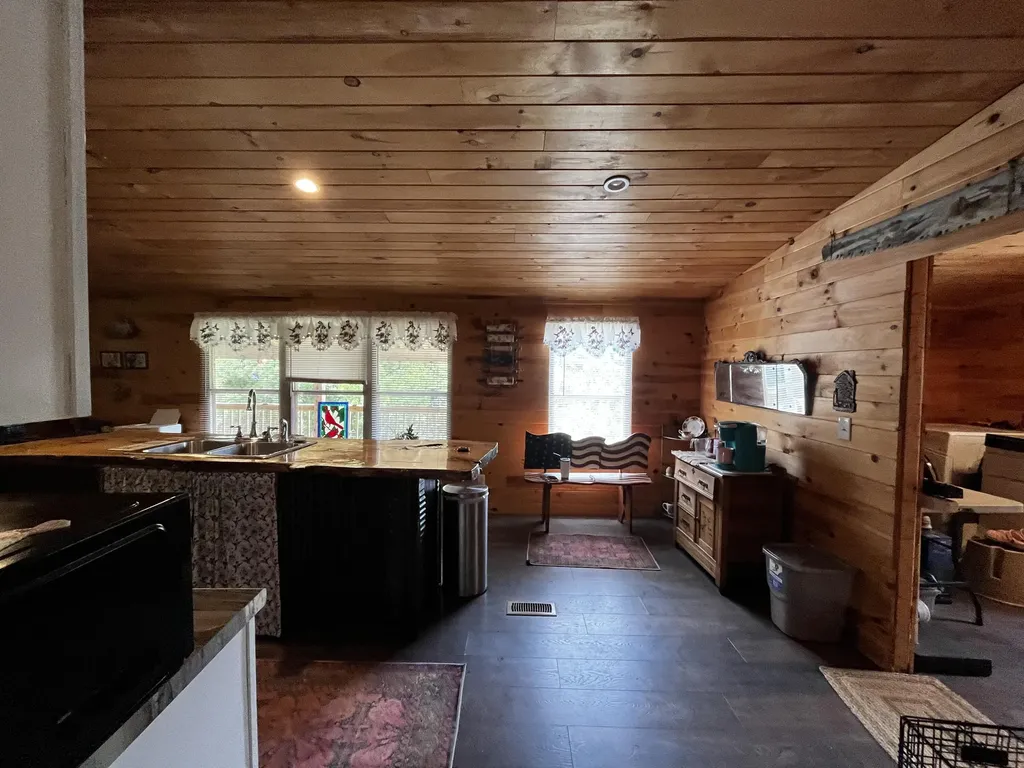 1041 State Highway 1809 Barbourville KY 40906