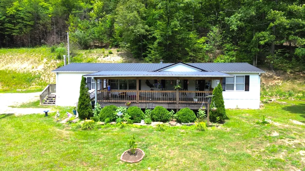 1041 State Highway 1809 Barbourville KY 40906