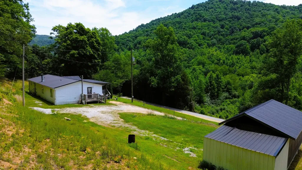 1041 State Highway 1809 Barbourville KY 40906