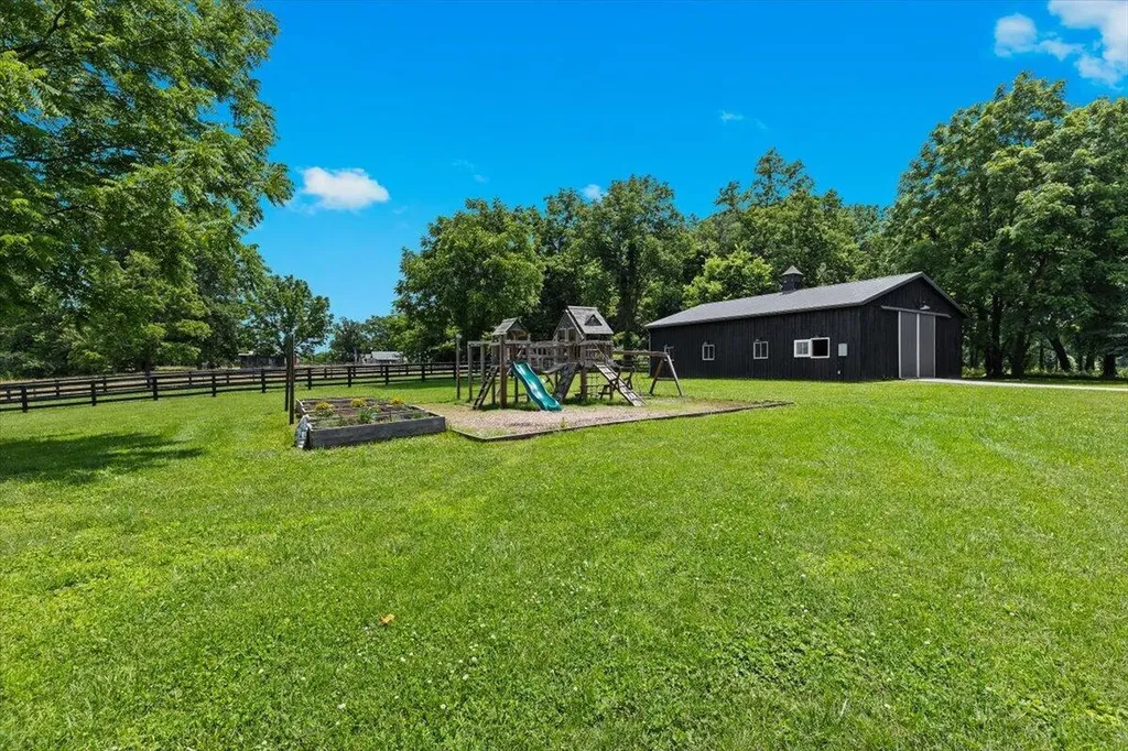 4001 Shannon Run Road Versailles KY 40383