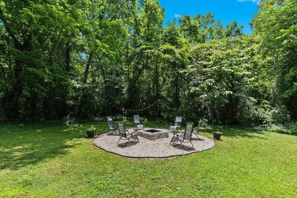 4001 Shannon Run Road Versailles KY 40383