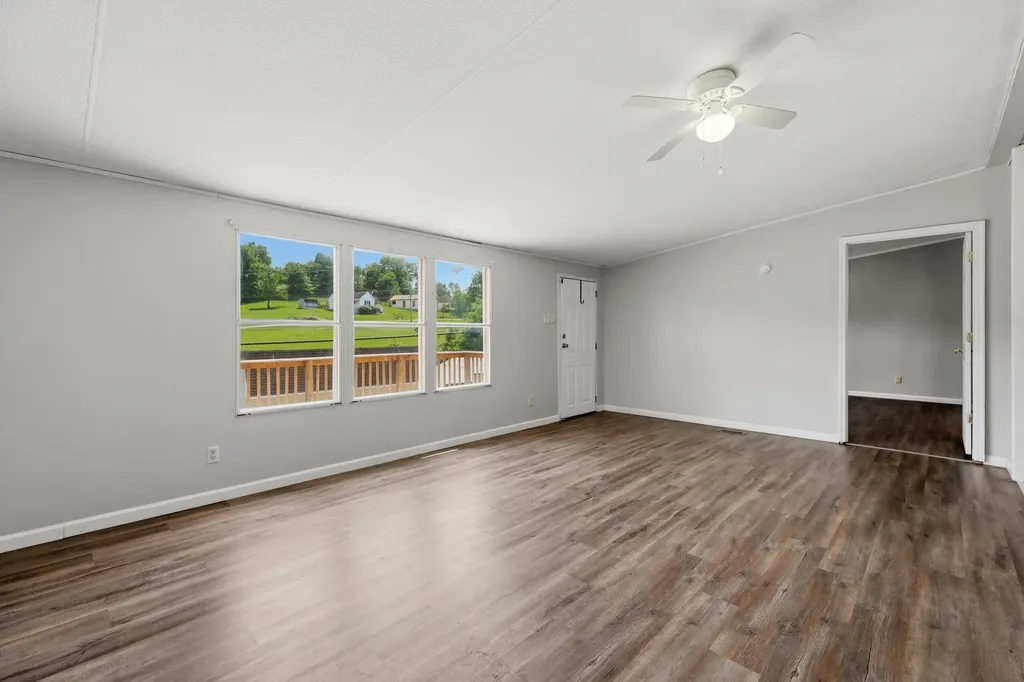 708 Pike Street Sadieville KY 40370