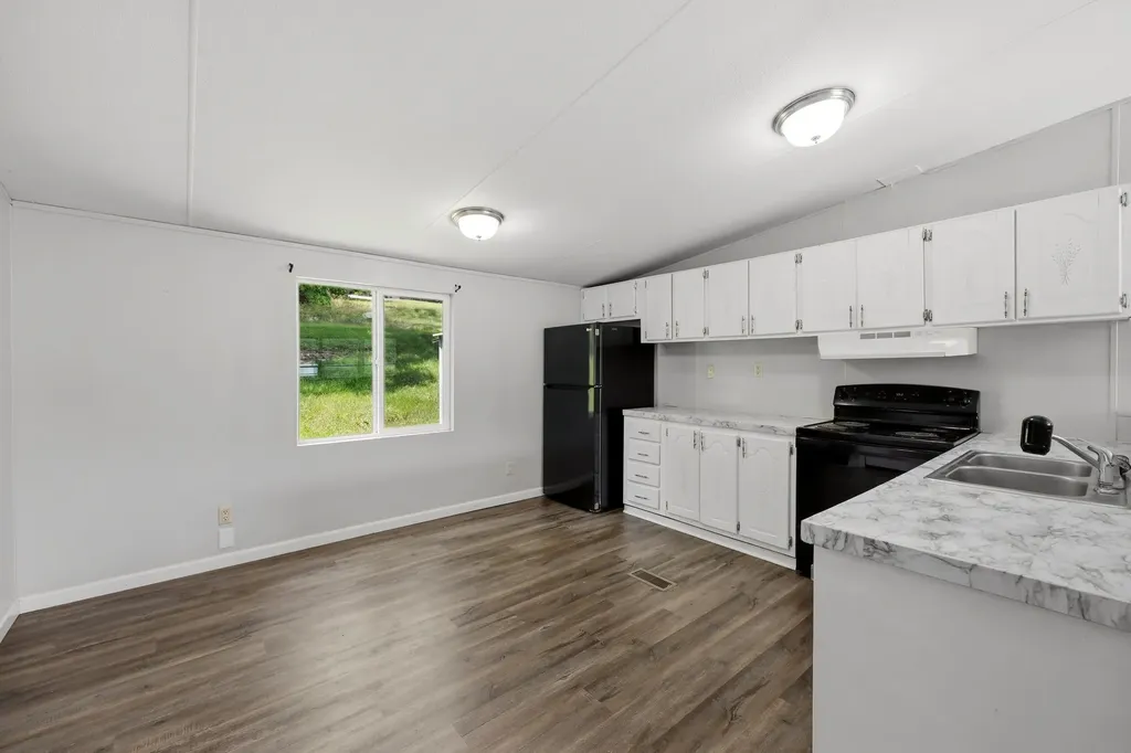708 Pike Street Sadieville KY 40370