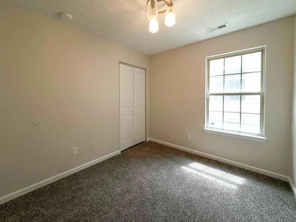 677 Graftons Mill Lane Lexington KY 40509