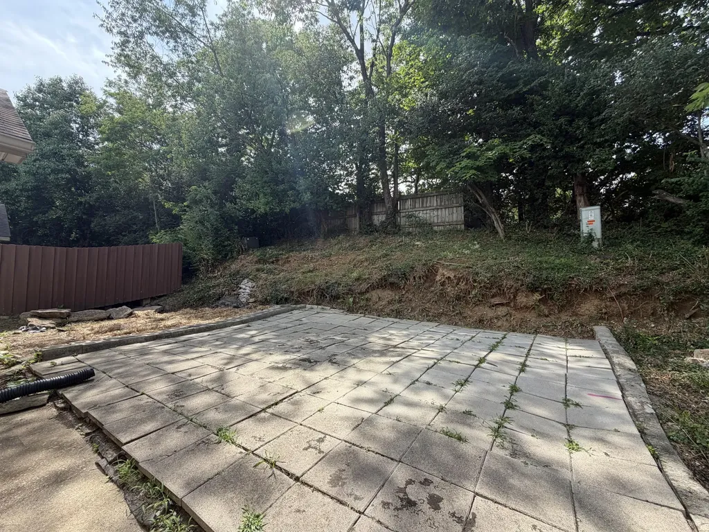 677 Graftons Mill Lane Lexington KY 40509