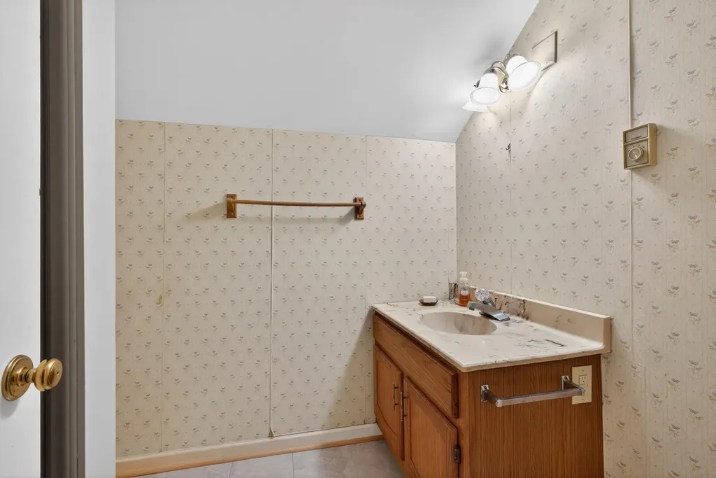 3750 Keene Troy Pike Versailles KY 40383