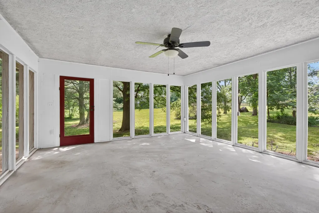 3750 Keene Troy Pike Versailles KY 40383