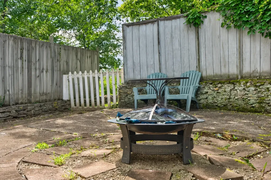 3750 Keene Troy Pike Versailles KY 40383