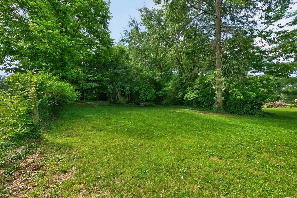 3750 Keene Troy Pike Versailles KY 40383