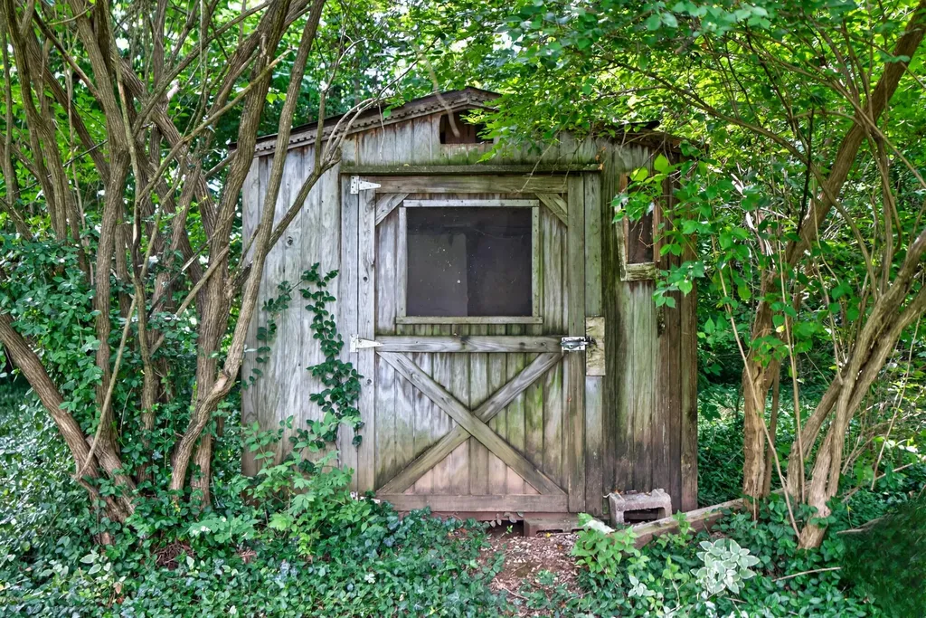 3750 Keene Troy Pike Versailles KY 40383