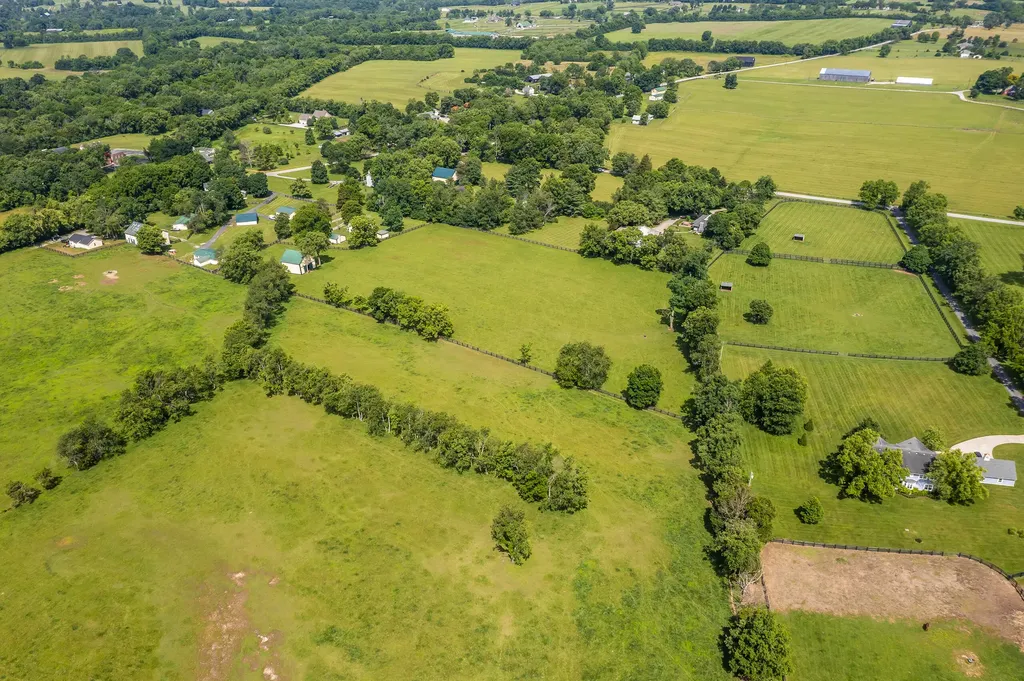 3750 Keene Troy Pike Versailles KY 40383