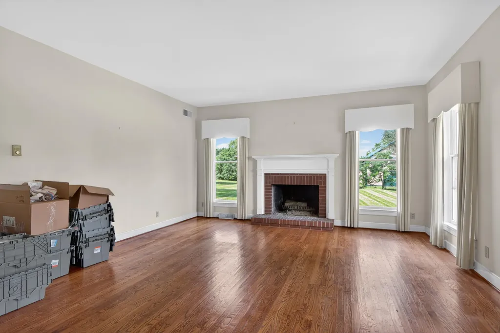 3750 Keene Troy Pike Versailles KY 40383