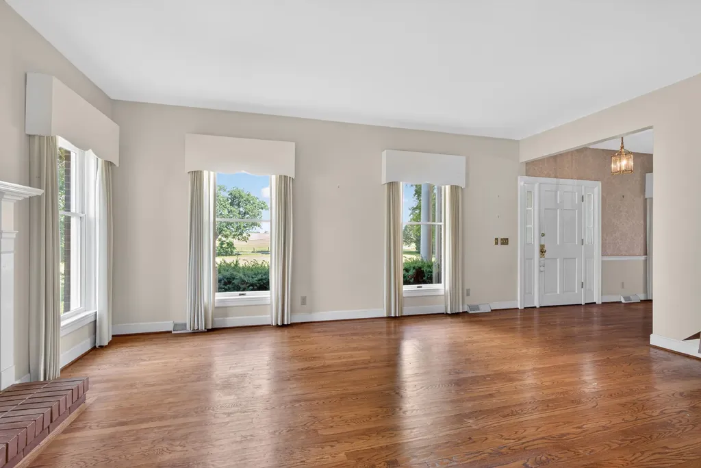 3750 Keene Troy Pike Versailles KY 40383